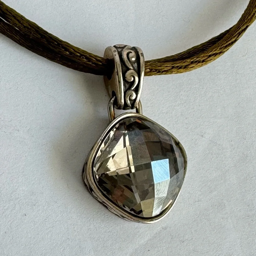 Brighton Venus Necklace Swarovski Crystal Pendant Olive Double Cord Silver Tone - Picture 5 of 11